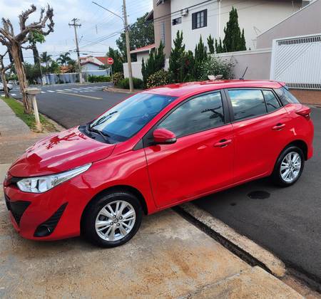 TOYOTA YARIS 1.3 16V FLEX XL PLUS TECH MULTIDRIVE TOYOTA YARIS 1.3 16V FLEX XL PLUS TECH MULTIDRIVE